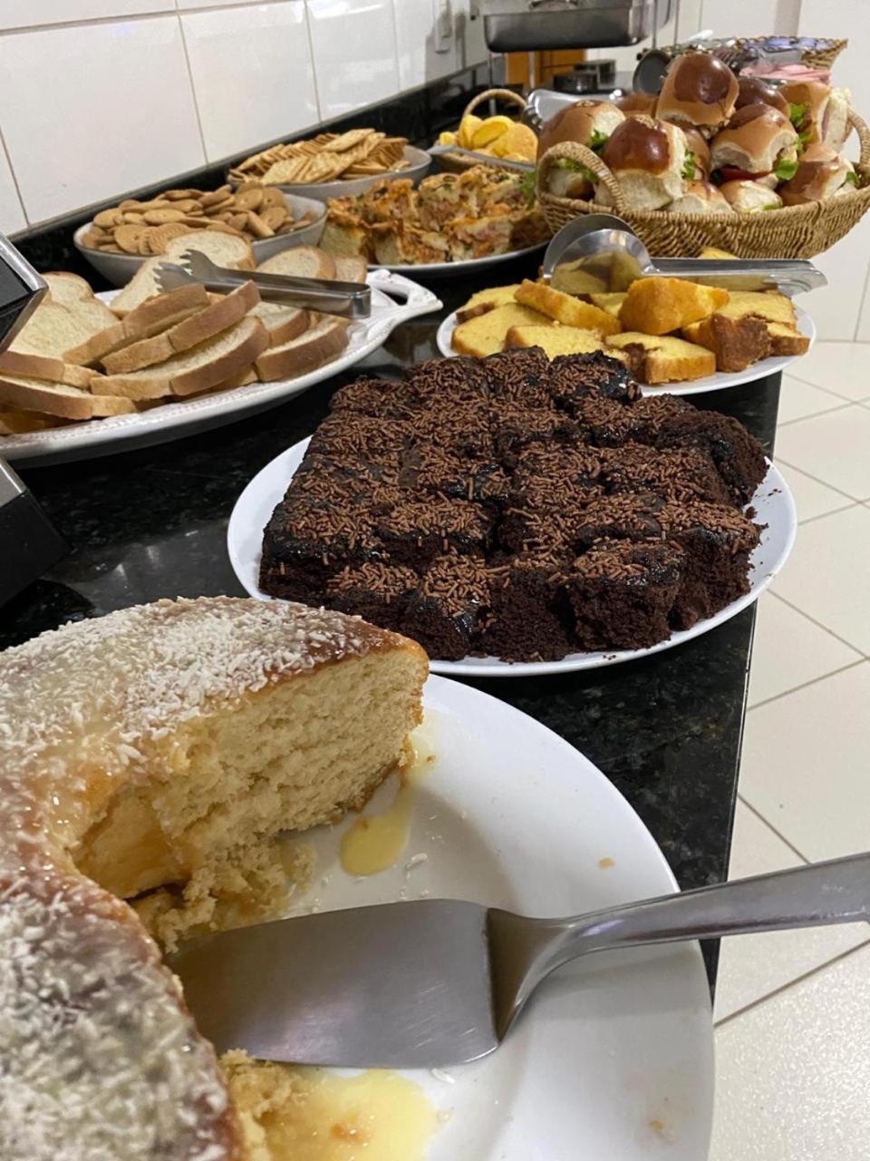 Euro Plaza Hotel - Proximo Ao Aeroporto De Goiania, Santa Genoveva Kültér fotó