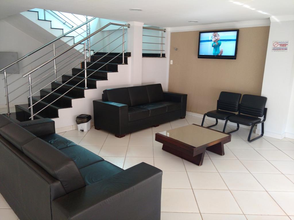 Euro Plaza Hotel - Proximo Ao Aeroporto De Goiania, Santa Genoveva Kültér fotó